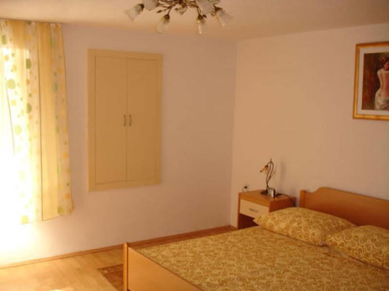 Penzion Peruzovic 1 Split